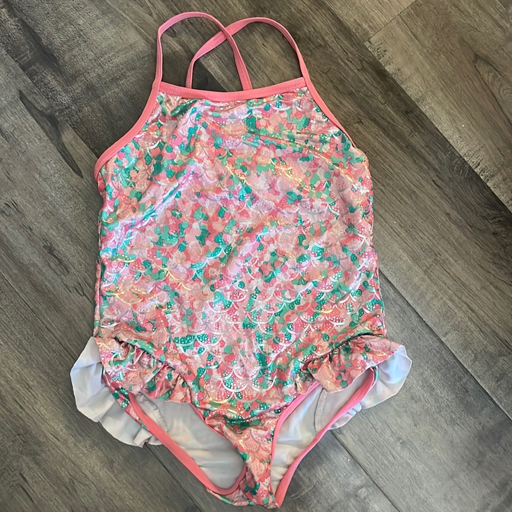 Girl swimsuit